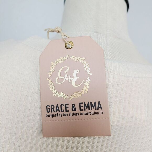 NEW Grace & Emma Top M Cream Ribbed Knit Lace Sleeve Pullover Relaxed Fit Blouse - Picture 7 of 12